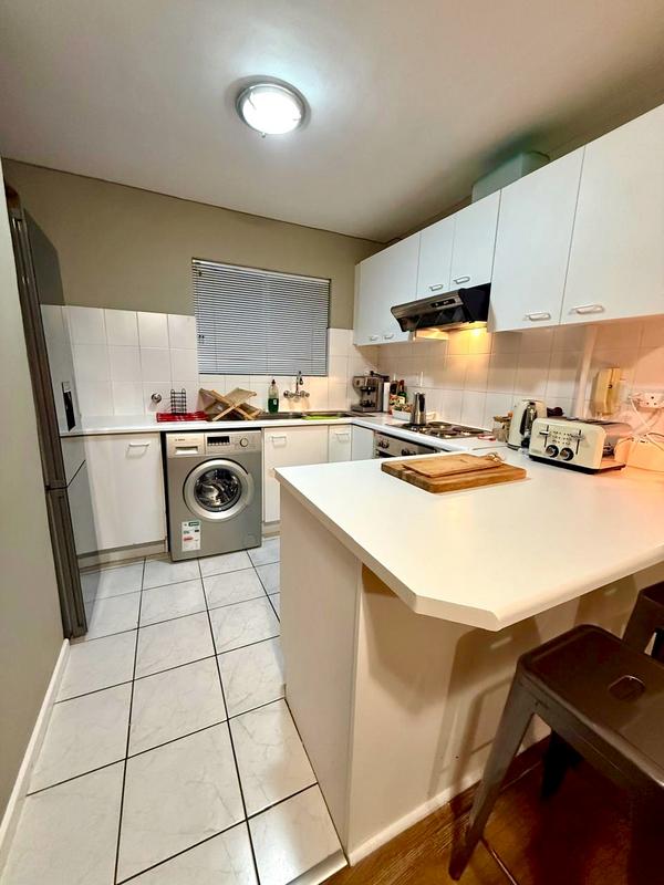 2 Bedroom Property for Sale in Hout Bay Western Cape